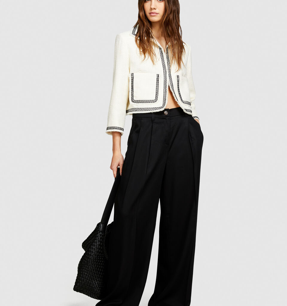Low-waisted flare trousers - women's flared trousers - Black | Sisley image number 1